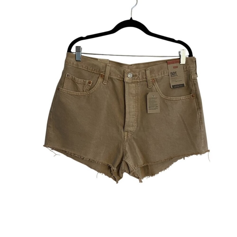 Levis Women 33 Tan Denim
Button Fly Cutoff 501 Original
Fit High Rise Shorts NWT